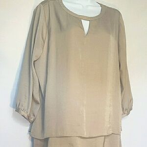 Chico's Tan Tunic with 3/4 Sleeves and Cut Out